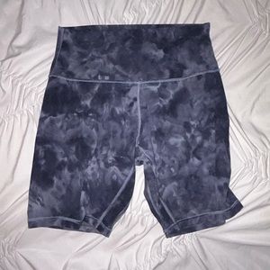Lululemon 6inch biker shorts